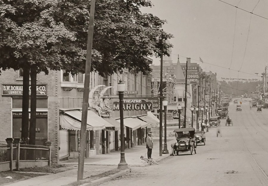 1916 photo from David Jones Marigny Theatre, Pontiac